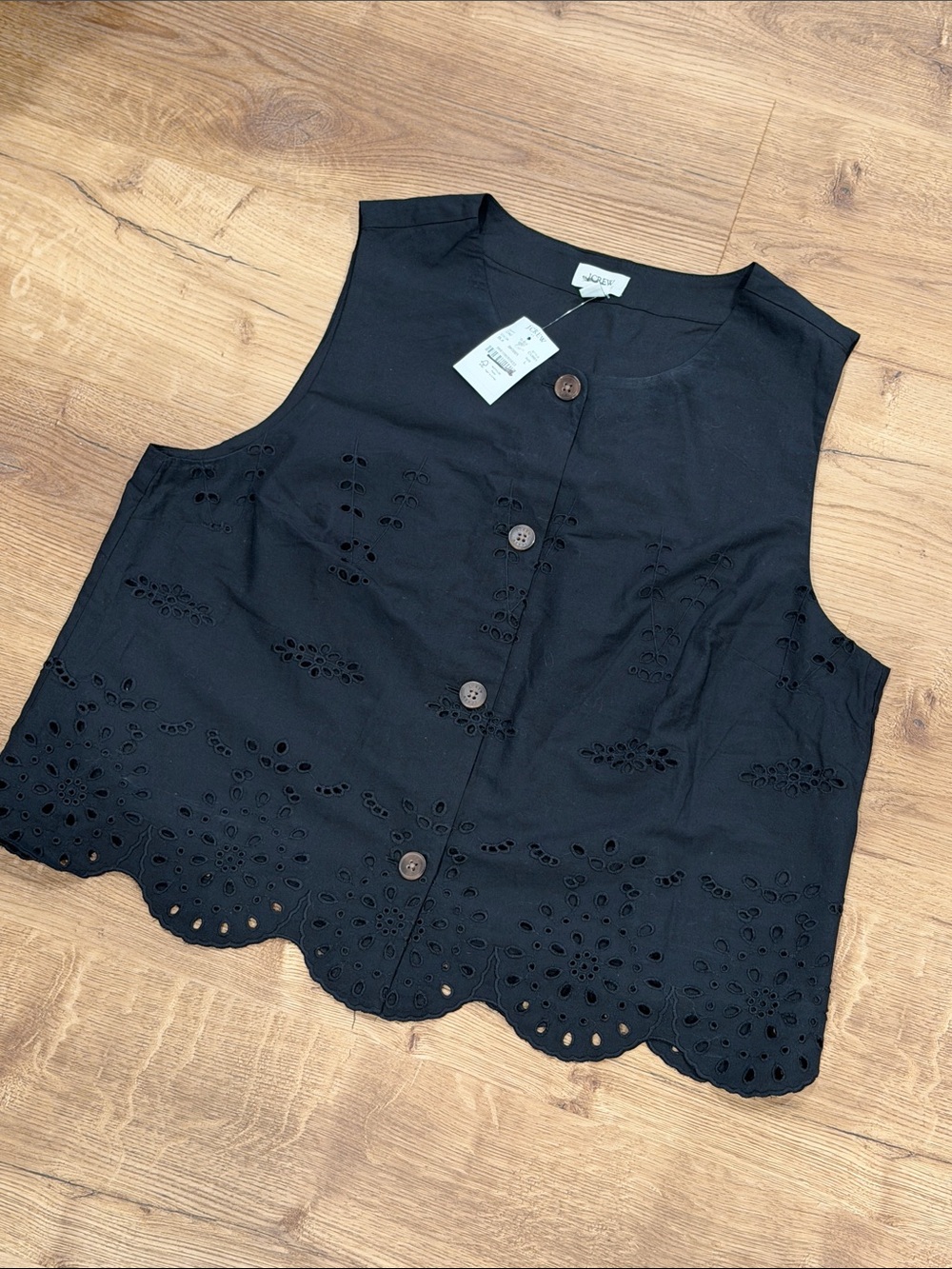 J Crew Factory Eyelet button-front shell - Picture 5 of 6